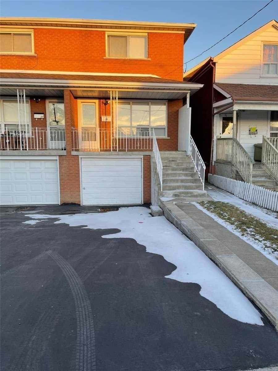 29 Robinson Ave - Photo 1