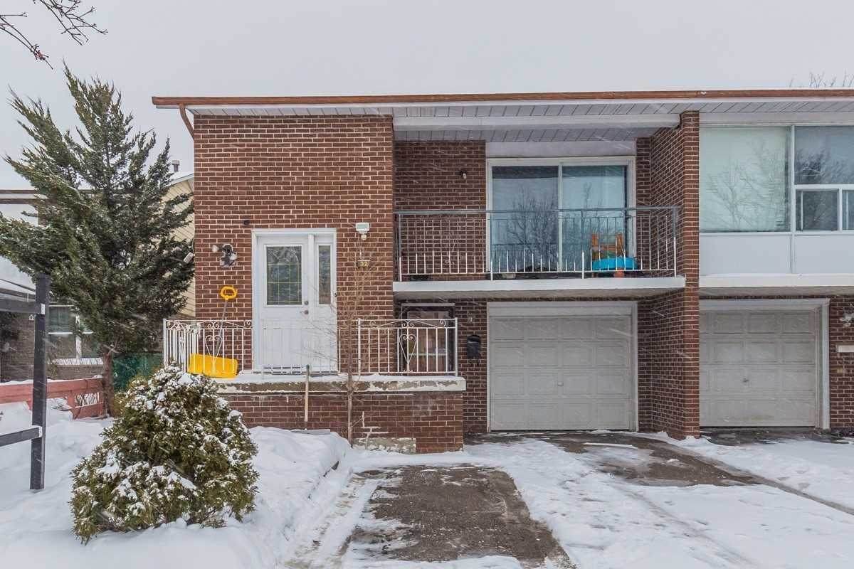 32 Robbinstone Dr - Photo 1
