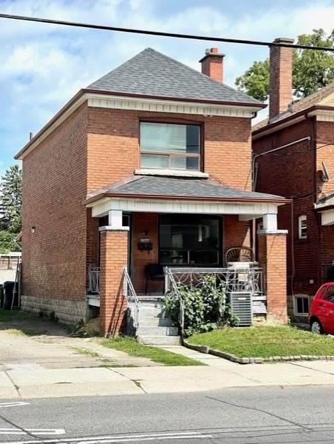 1077 Pape Ave - Photo 1