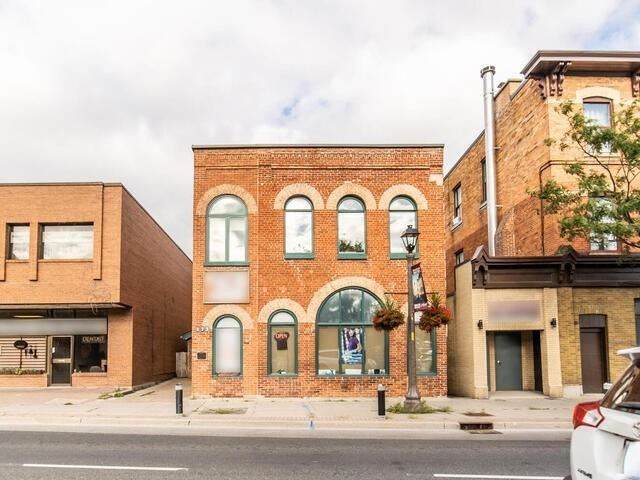 173 Brock St - Photo 1