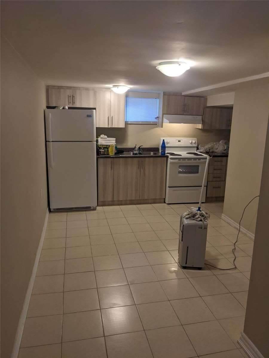 91 Granger Ave - Photo 1
