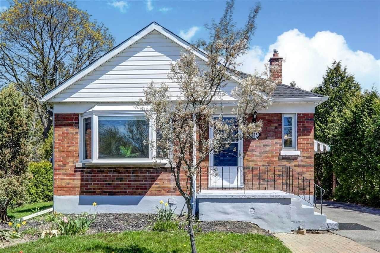 855 Grierson St - Photo 1