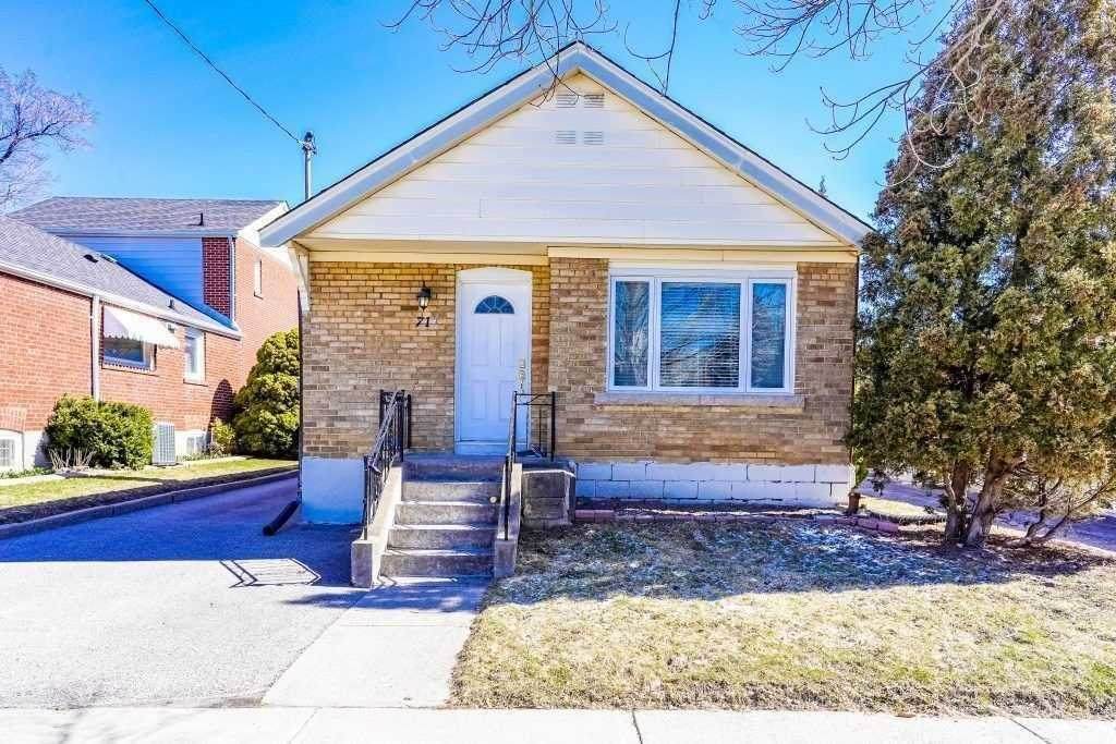 71 Bertha Ave - Photo 1
