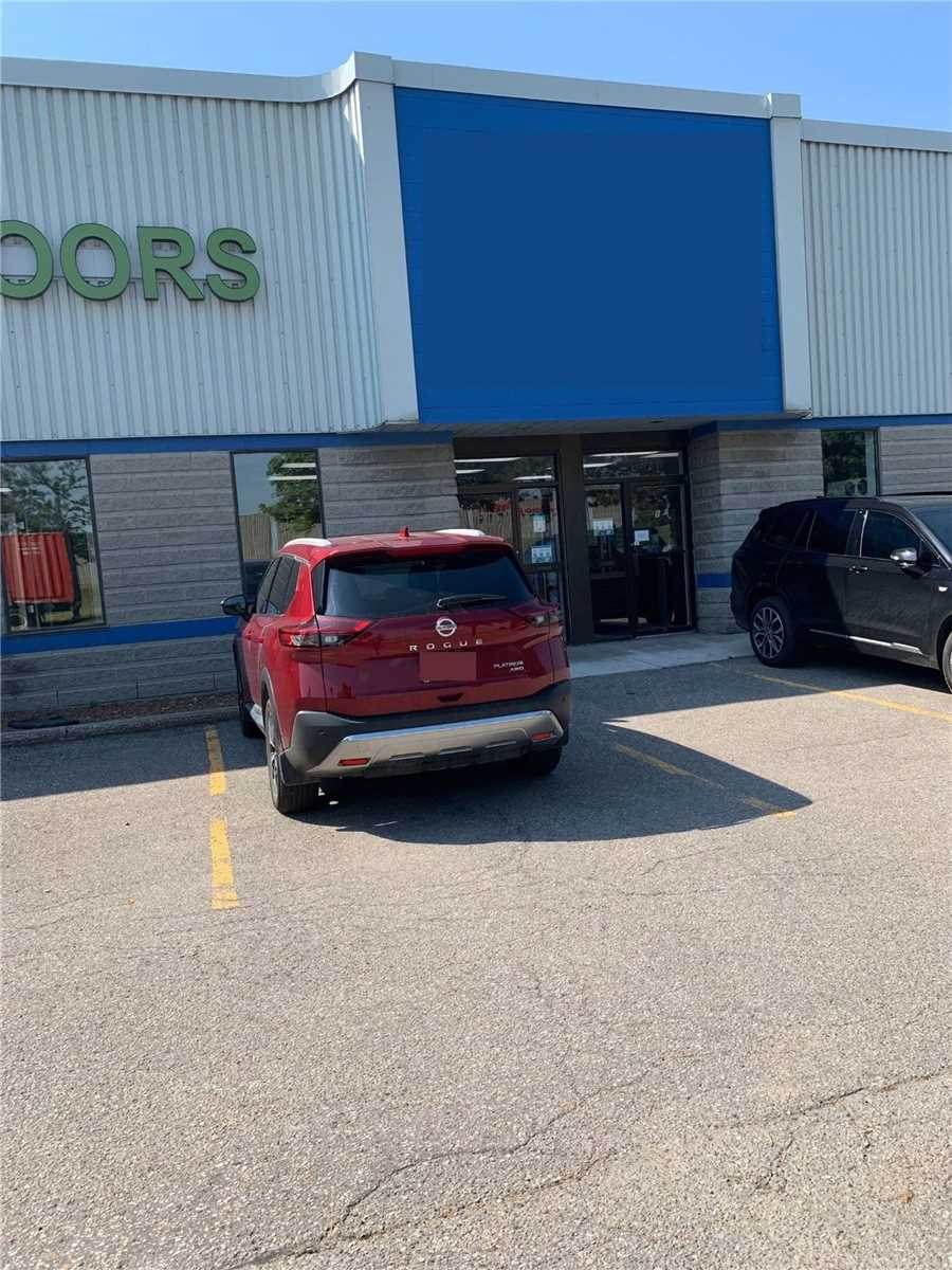 1751 Wentworth St - Photo 1