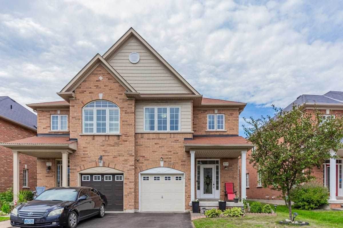 319 Delaney Dr - Photo 1