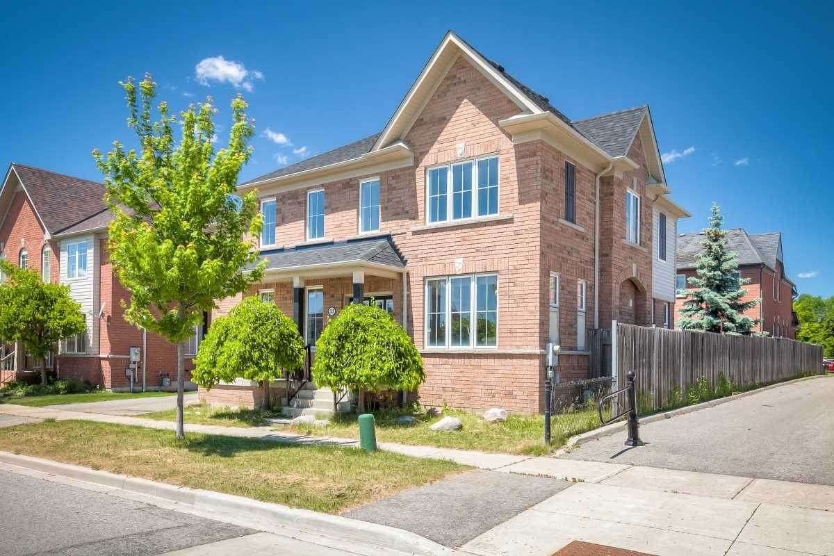 53 Seward Cres - Photo 1