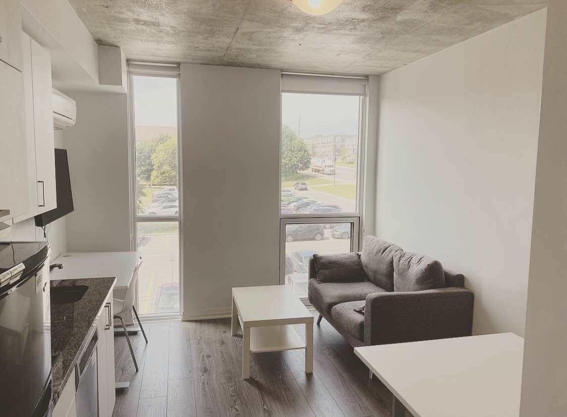 1900 Simcoe St - Photo 1