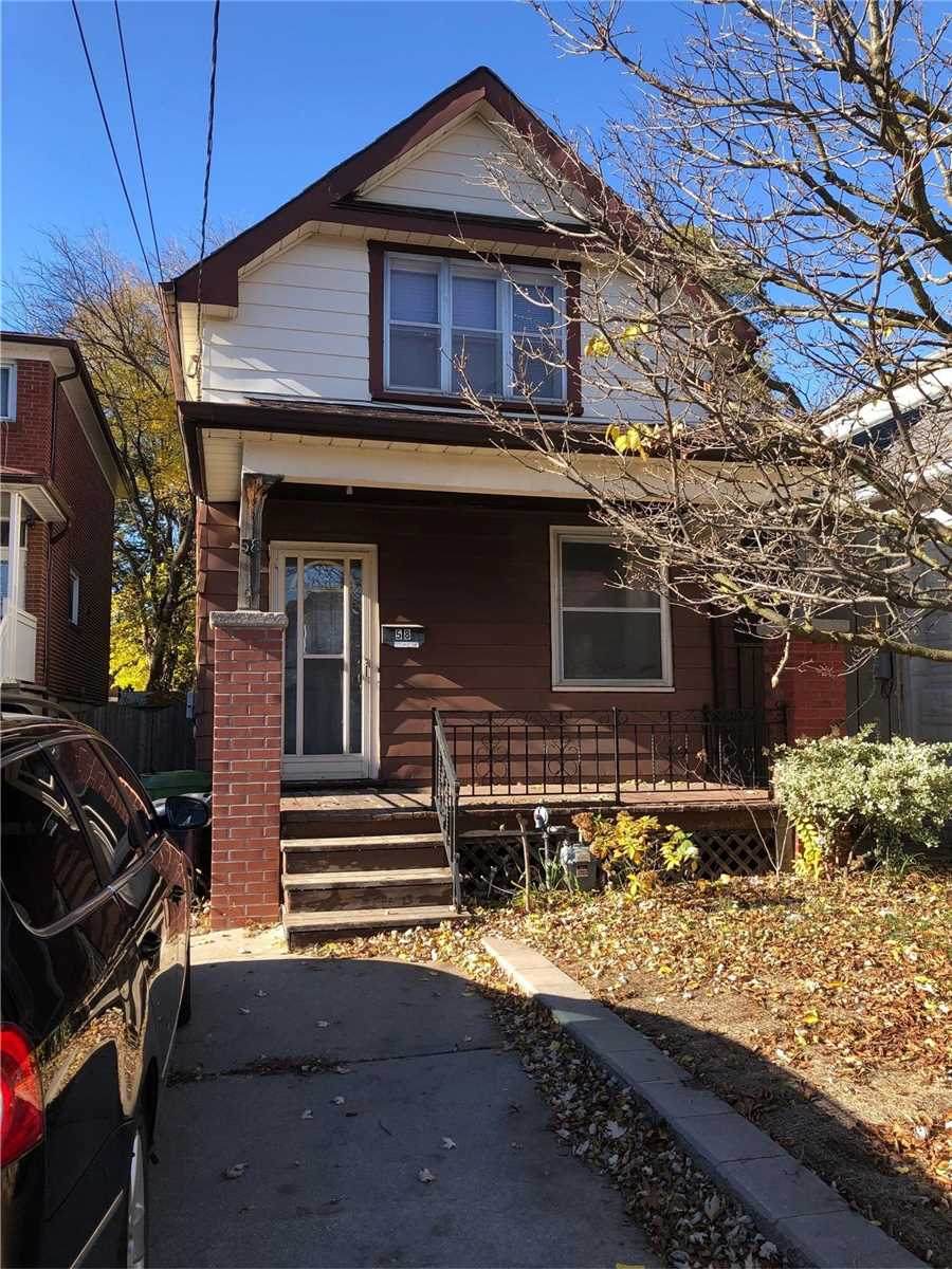 58 King Edward Ave - Photo 1