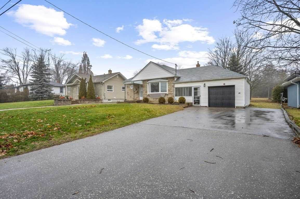 15 Herbert Ave - Photo 1