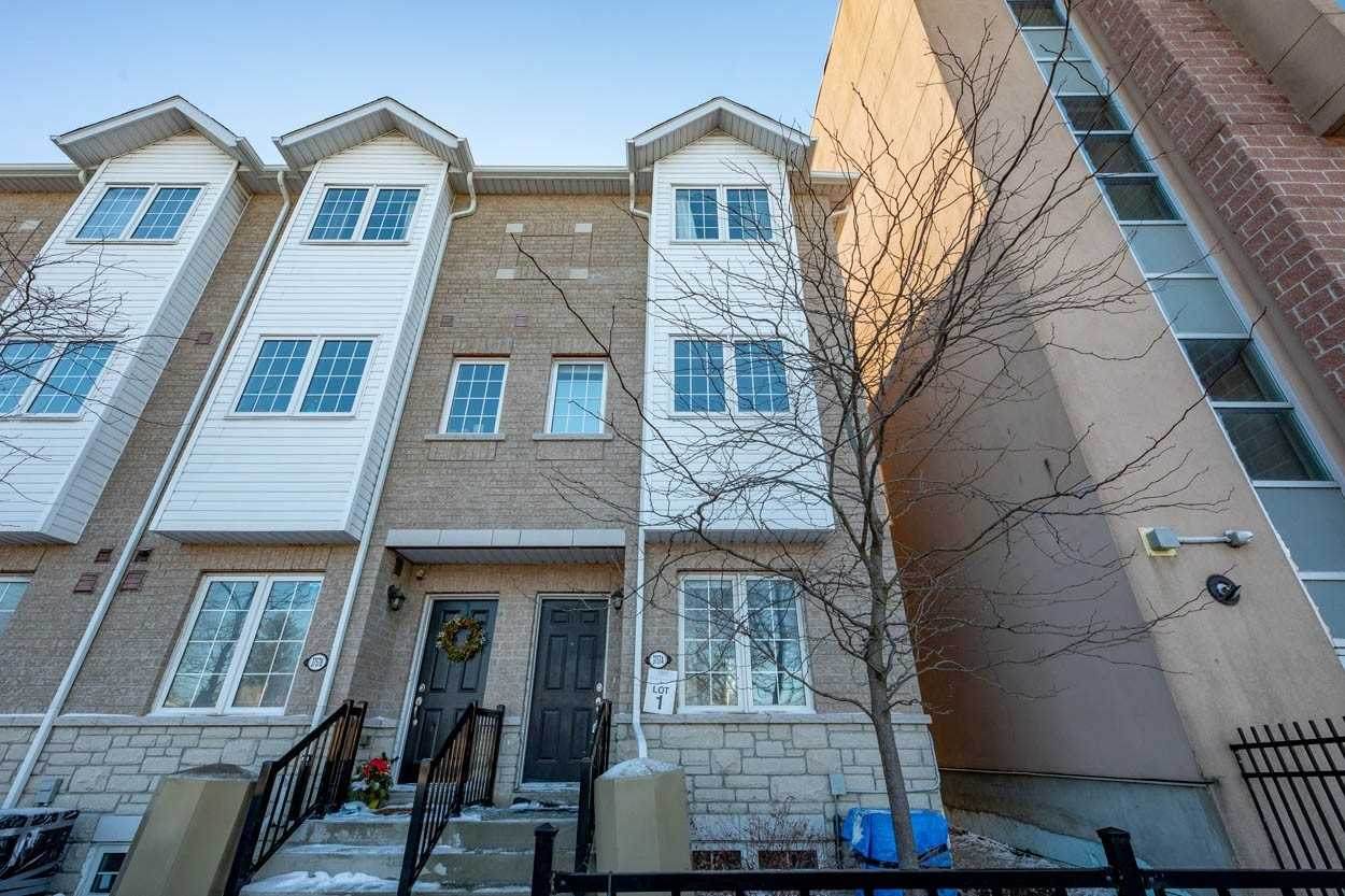 3757A St Clair Ave - Photo 1