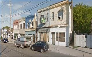 1291 Gerrard St - Photo 1