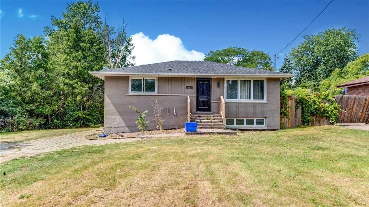 66 Thickson Rd - Photo 1