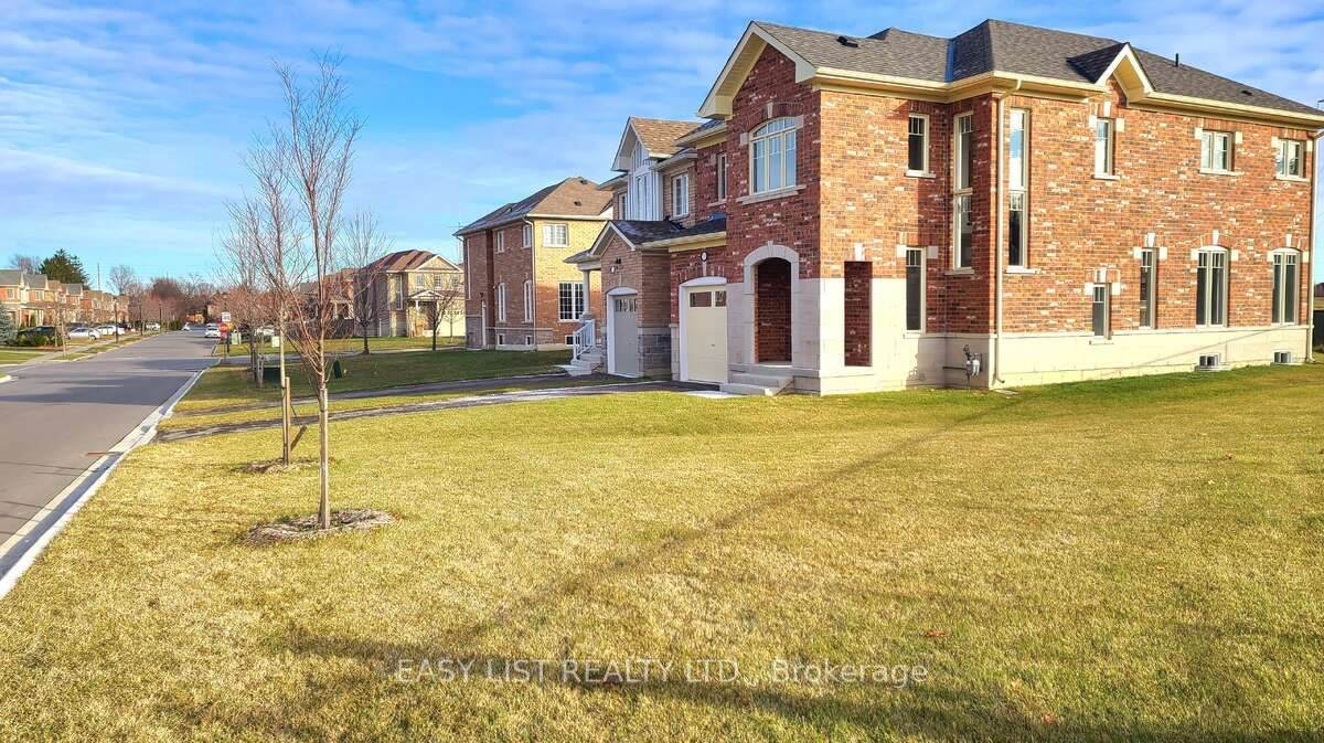 https://bt-photos.global.ssl.fastly.net/toronto/orig_boomver_1_N11968636-2.jpg