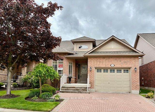 46 Sunset Boulevard - Photo 1