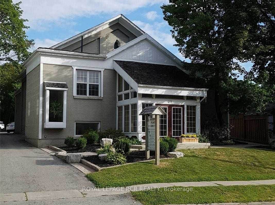 411 Queen Street - Photo 1