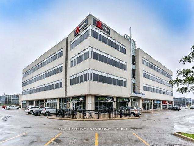 9140 Leslie Street - Photo 1