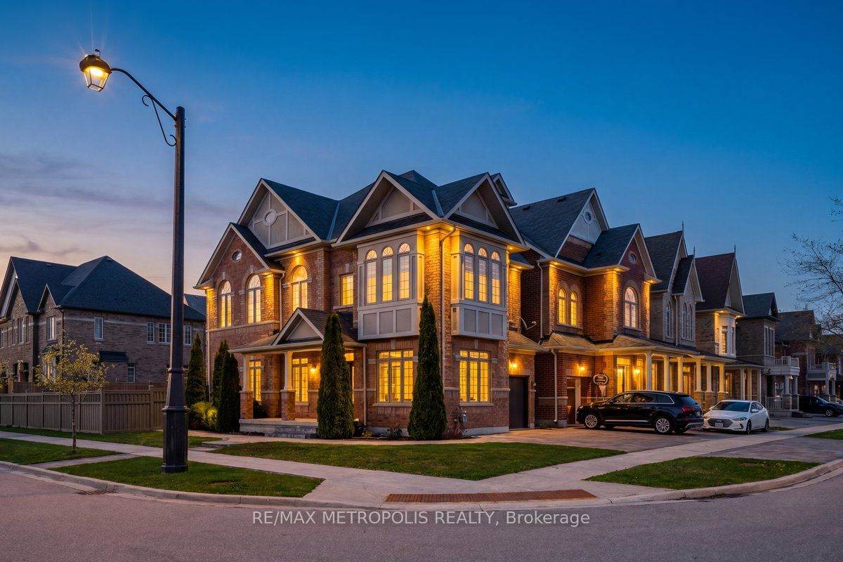 115 Pelee Avenue - Photo 1