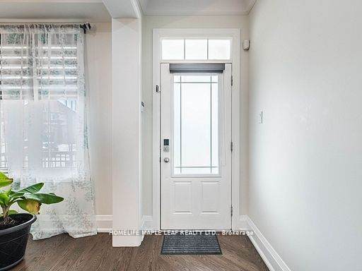 https://bt-photos.global.ssl.fastly.net/toronto/orig_boomver_1_N13512984-1.jpg