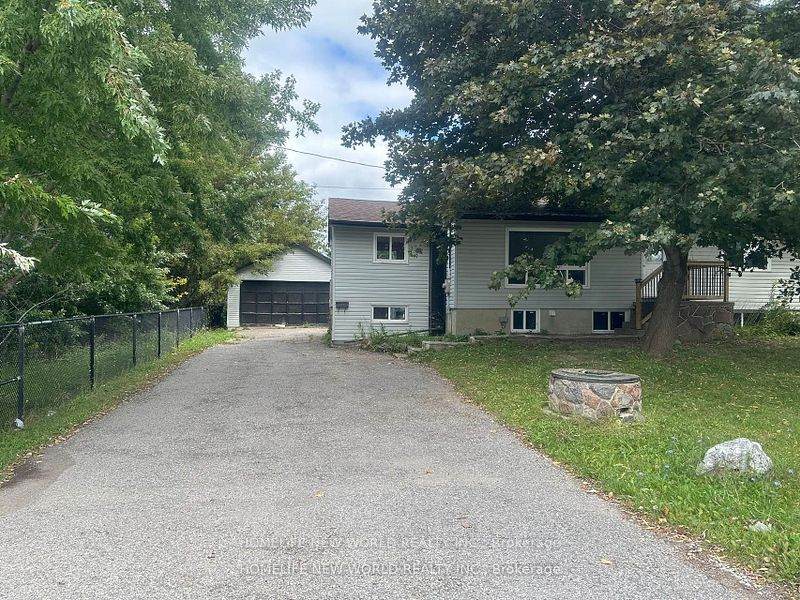 15395 Bayview Avenue - Photo 1