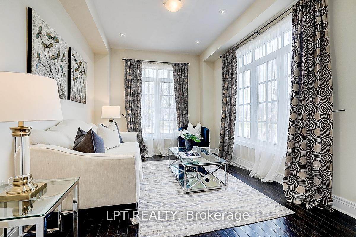 116 Dunlop Street - Photo 1