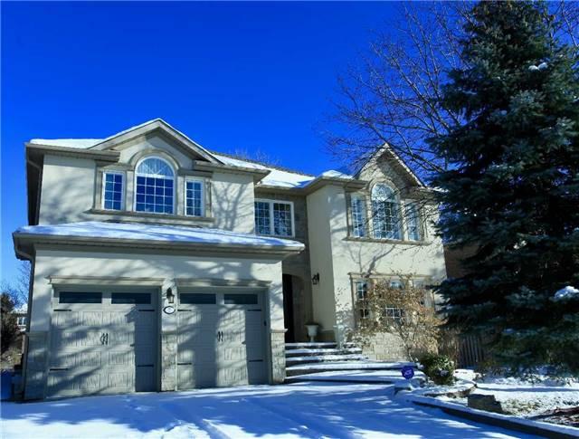 7 Hillsborough Crt - Photo 1