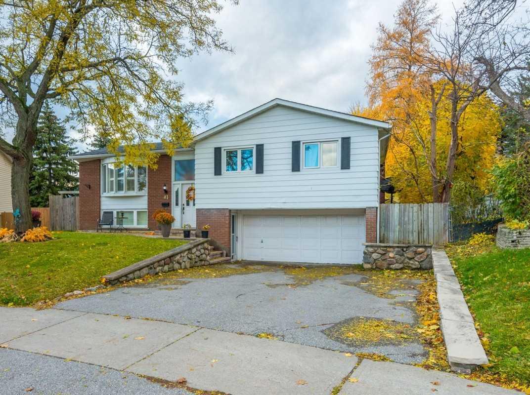 41 Sir Bodwin Pl - Photo 1