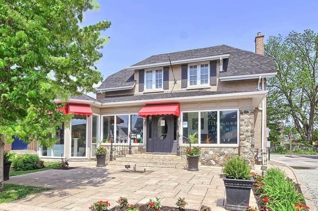 141 Main Markham St - Photo 1