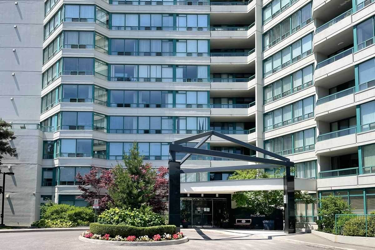 7250 Yonge St - Photo 1