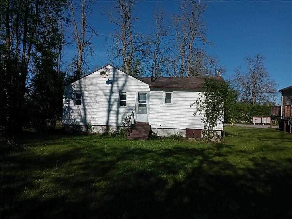 795 Third Ave - Photo 1