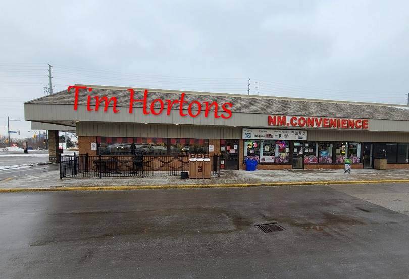 17310 Yonge St - Photo 1