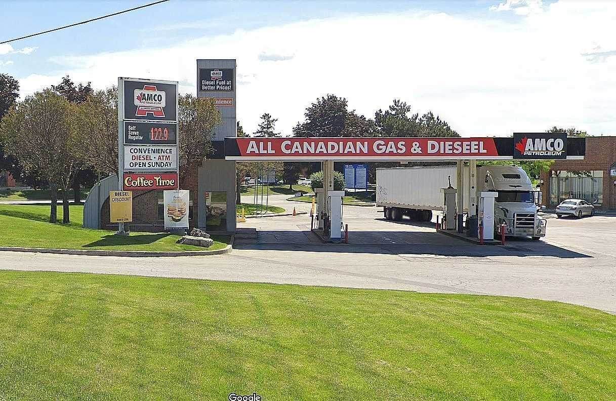 15 Connie Cres - Photo 1