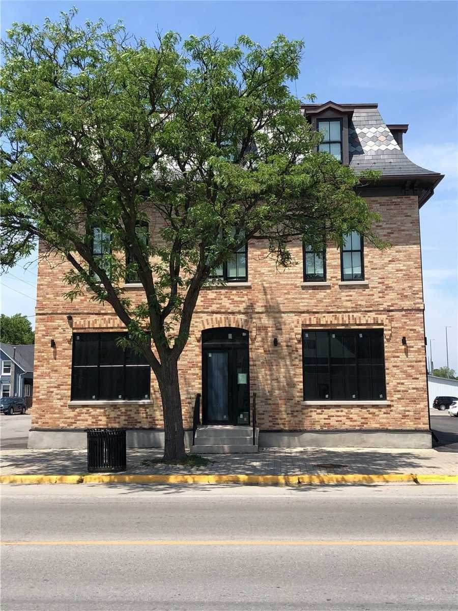 6162 Main St - Photo 1
