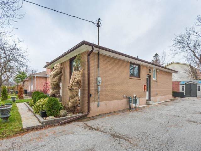 399 Lynett Cres - Photo 1