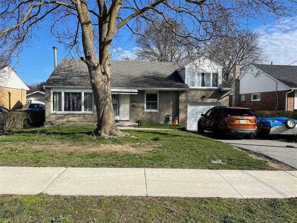 247 Kathryn Cres - Photo 1