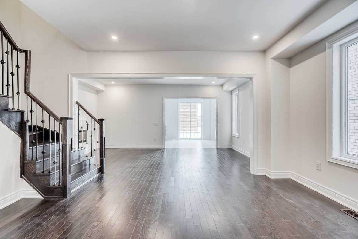 15 Drizzel Cres - Photo 1