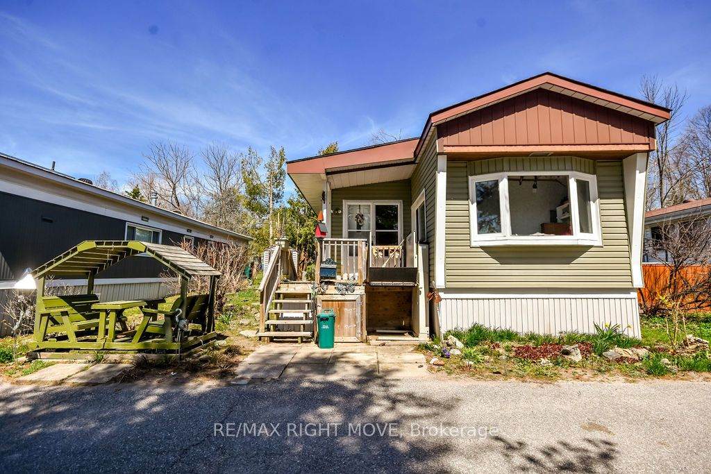 26 Dunn Avenue - Photo 1