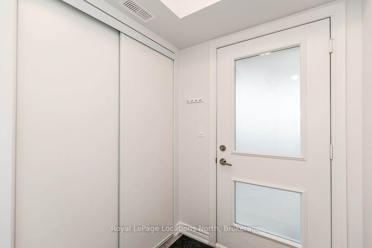 https://bt-photos.global.ssl.fastly.net/toronto/orig_boomver_1_S13605328-1.jpg