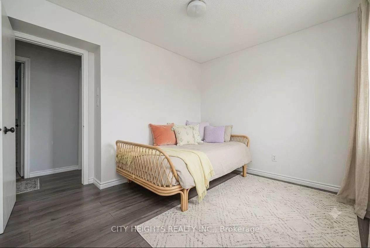 510 Essa Road - Photo 1