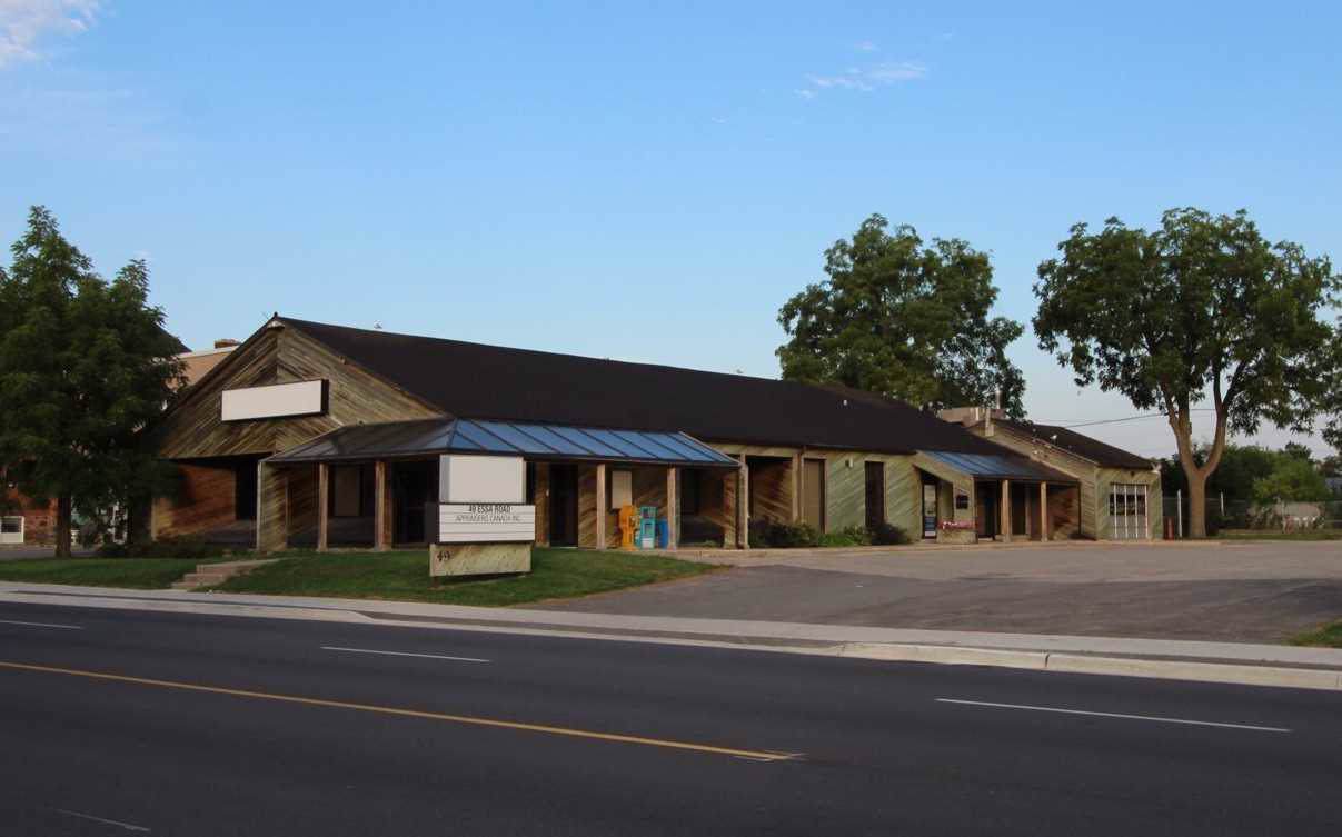 49 Essa Rd - Photo 1