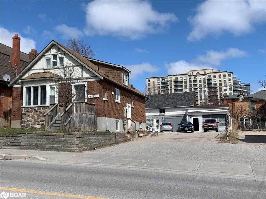 31 Toronto St - Photo 1