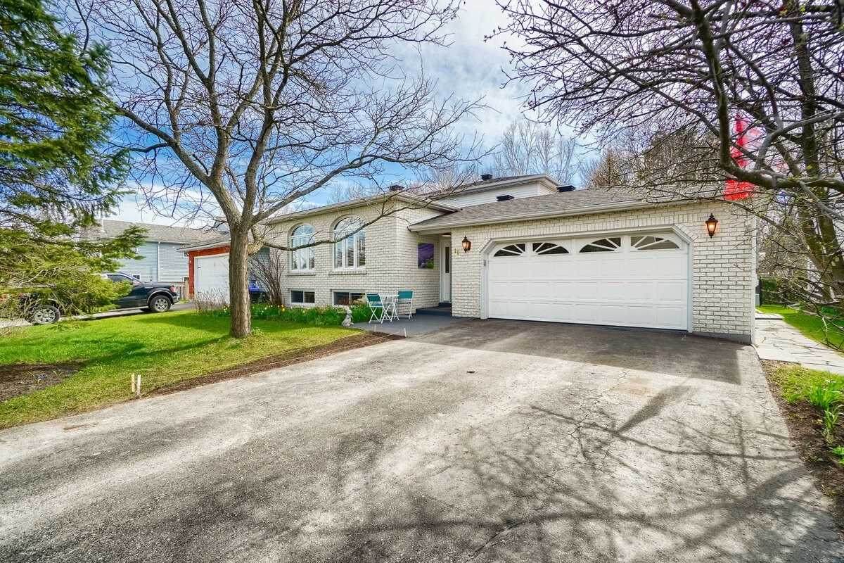 10 Bridle Rd - Photo 1