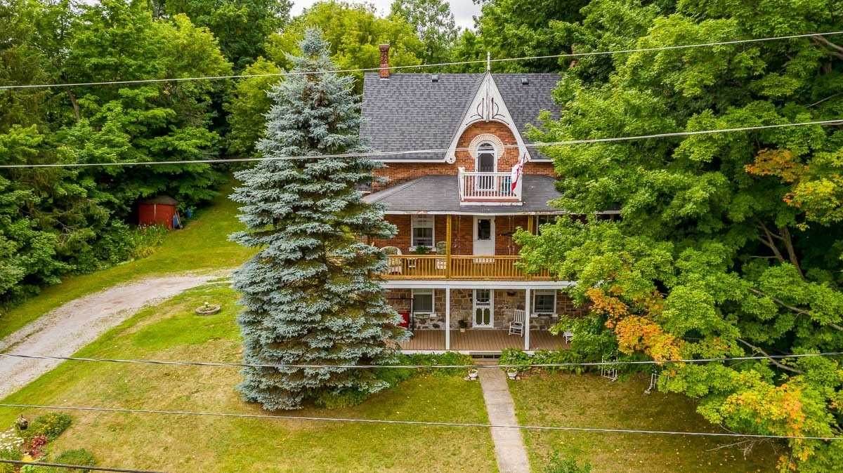 4544 Penetanguishene Rd - Photo 1