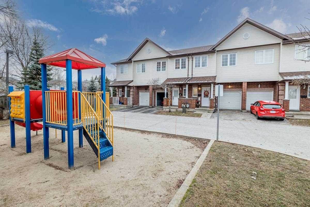 488 Yonge St - Photo 1