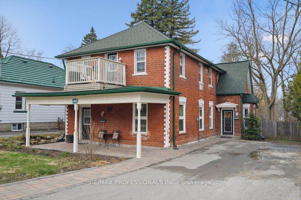 31 Brock Street - Photo 1