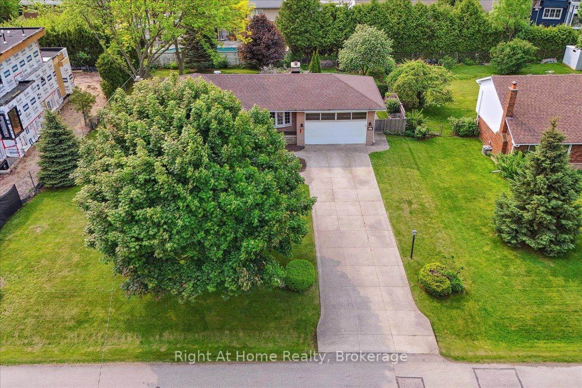 357 Seaton Drive - Photo 1