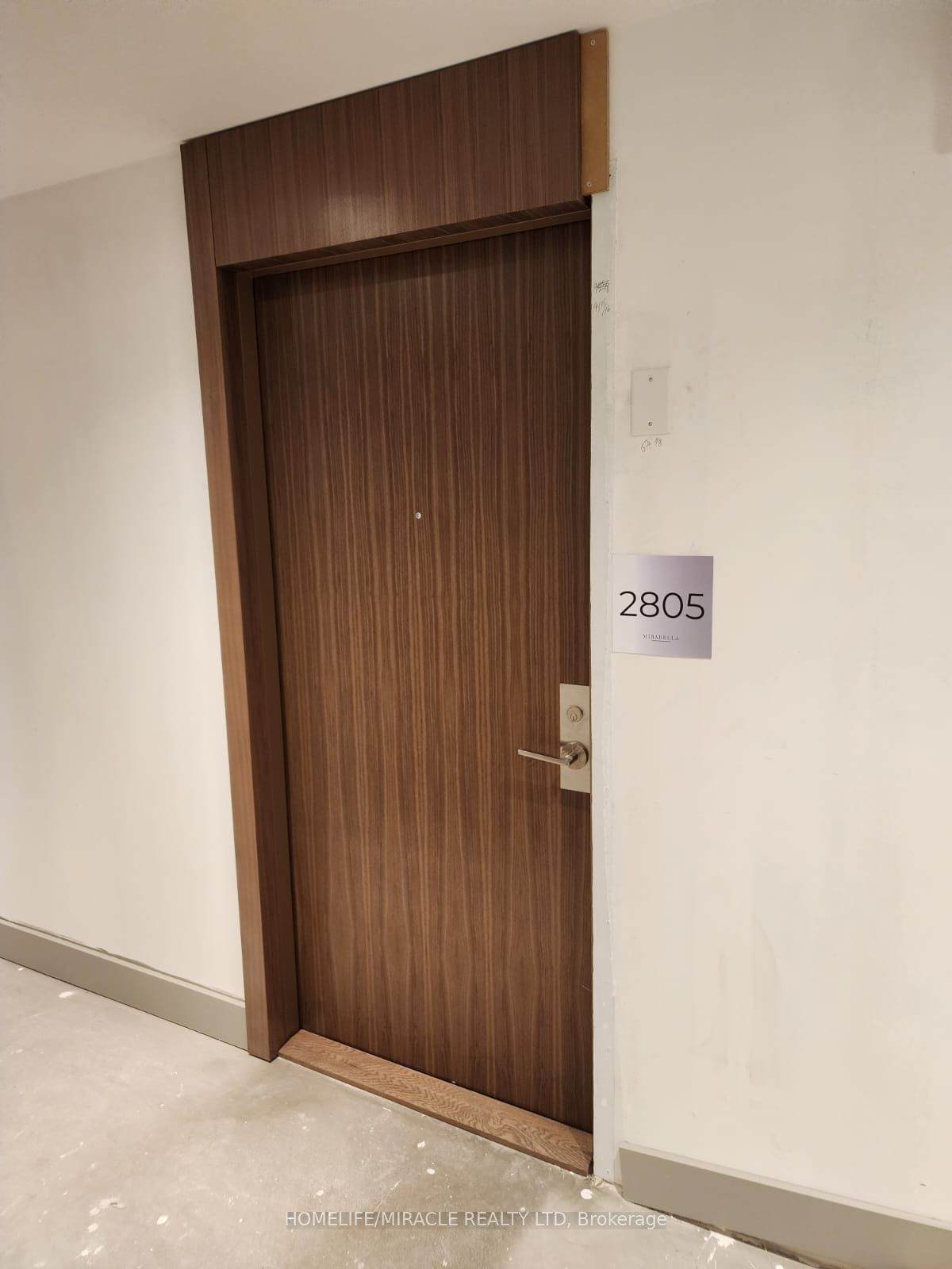 1926 Lakeshore Boulevard - Photo 1