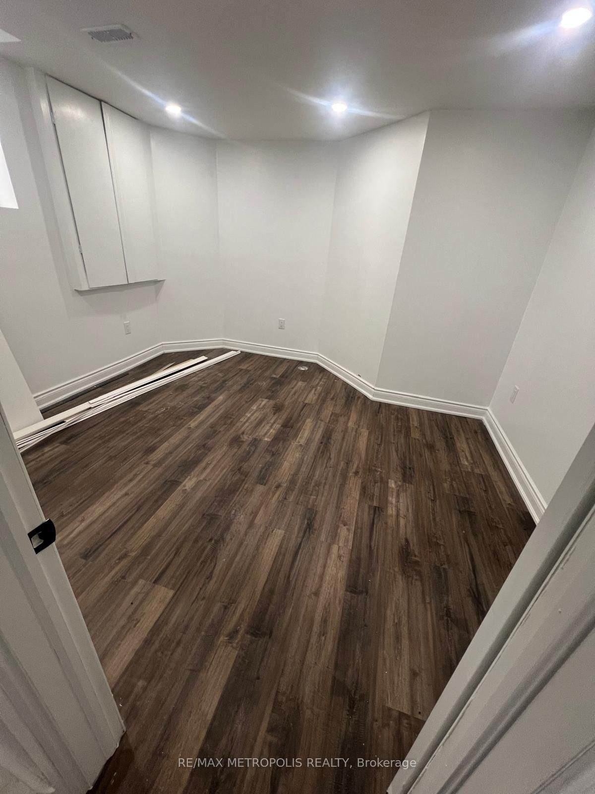 69 Jessop Drive - Photo 1