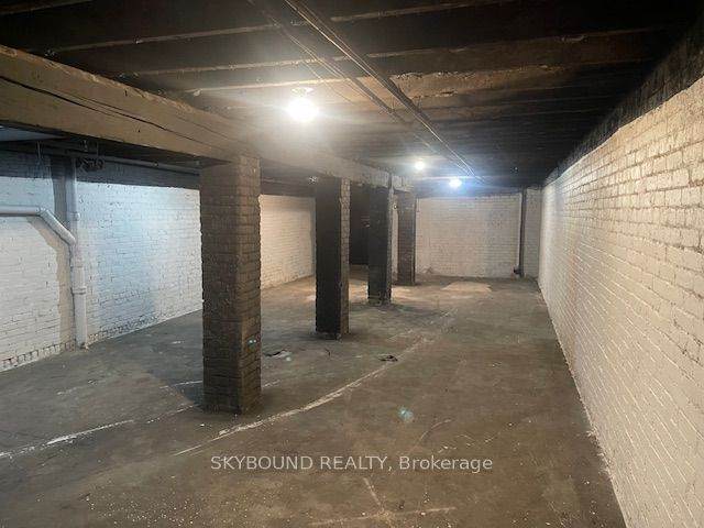 1161 St Clair Avenue - Photo 1