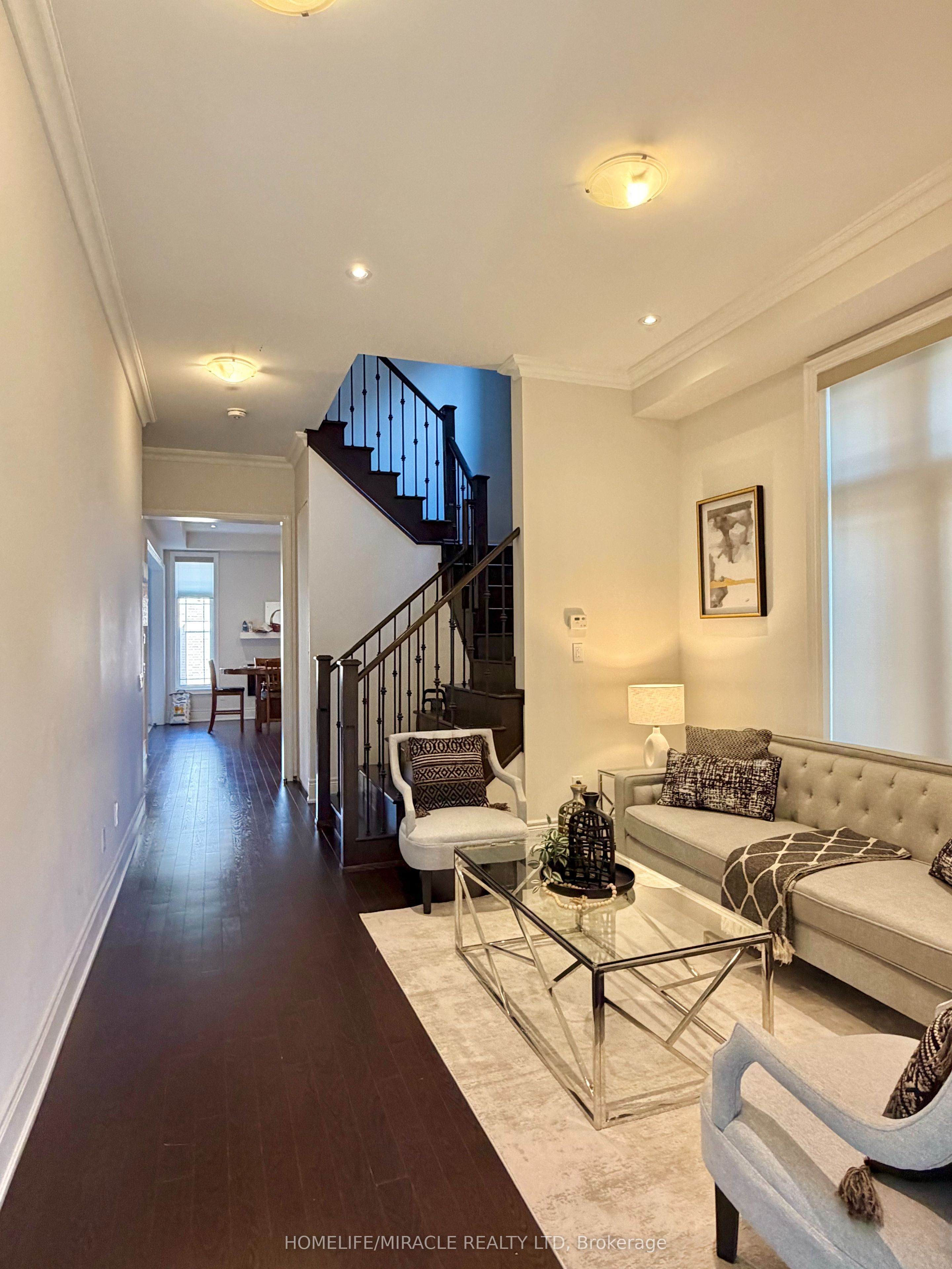 16 Lyle Way - Photo 1