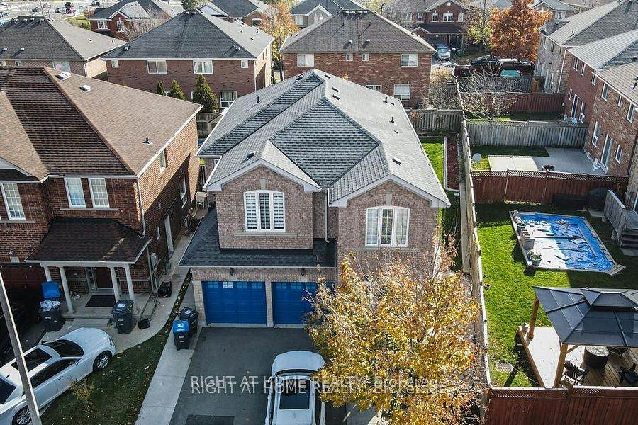 3 Silverbell Court - Photo 1